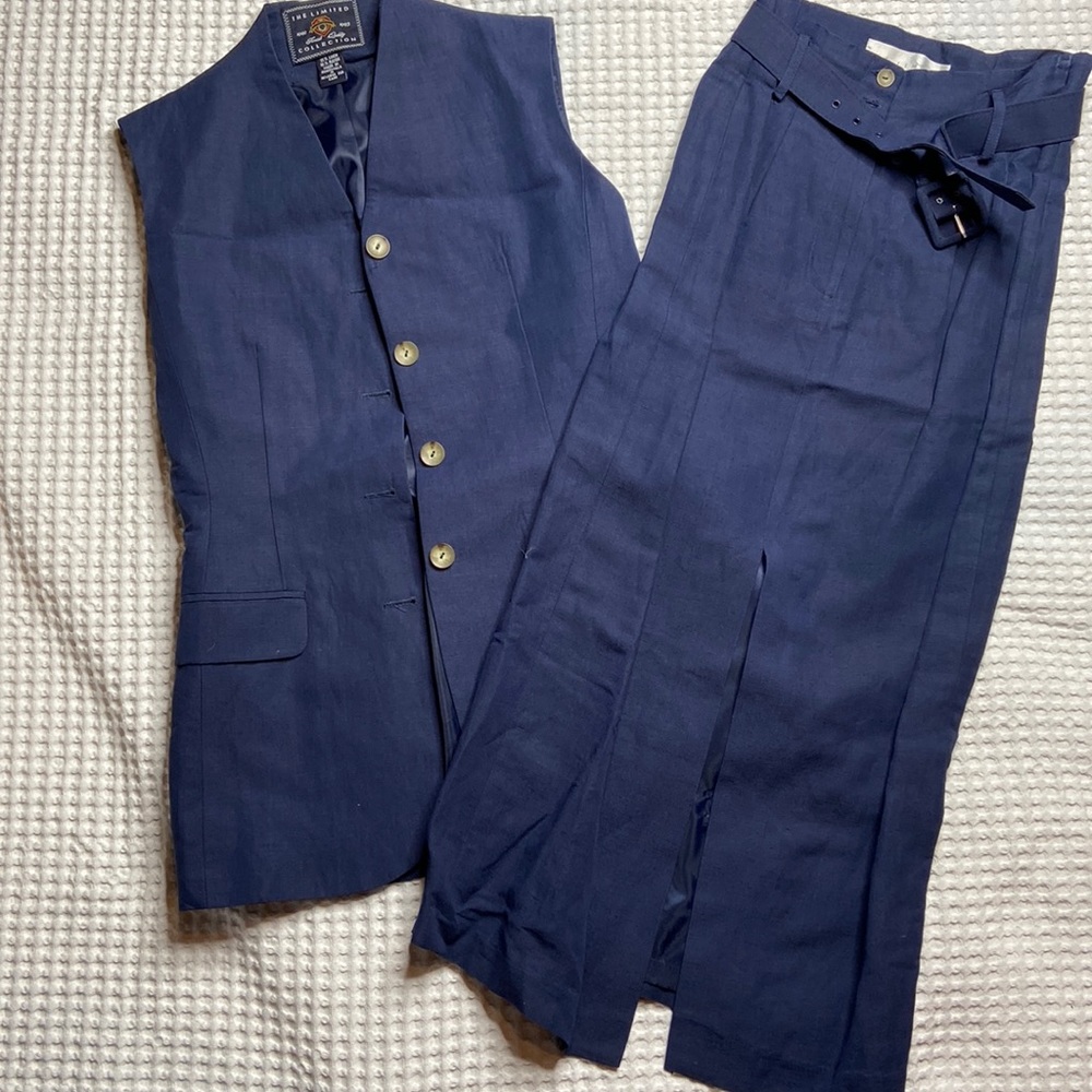 Vintage pencil skirt suit